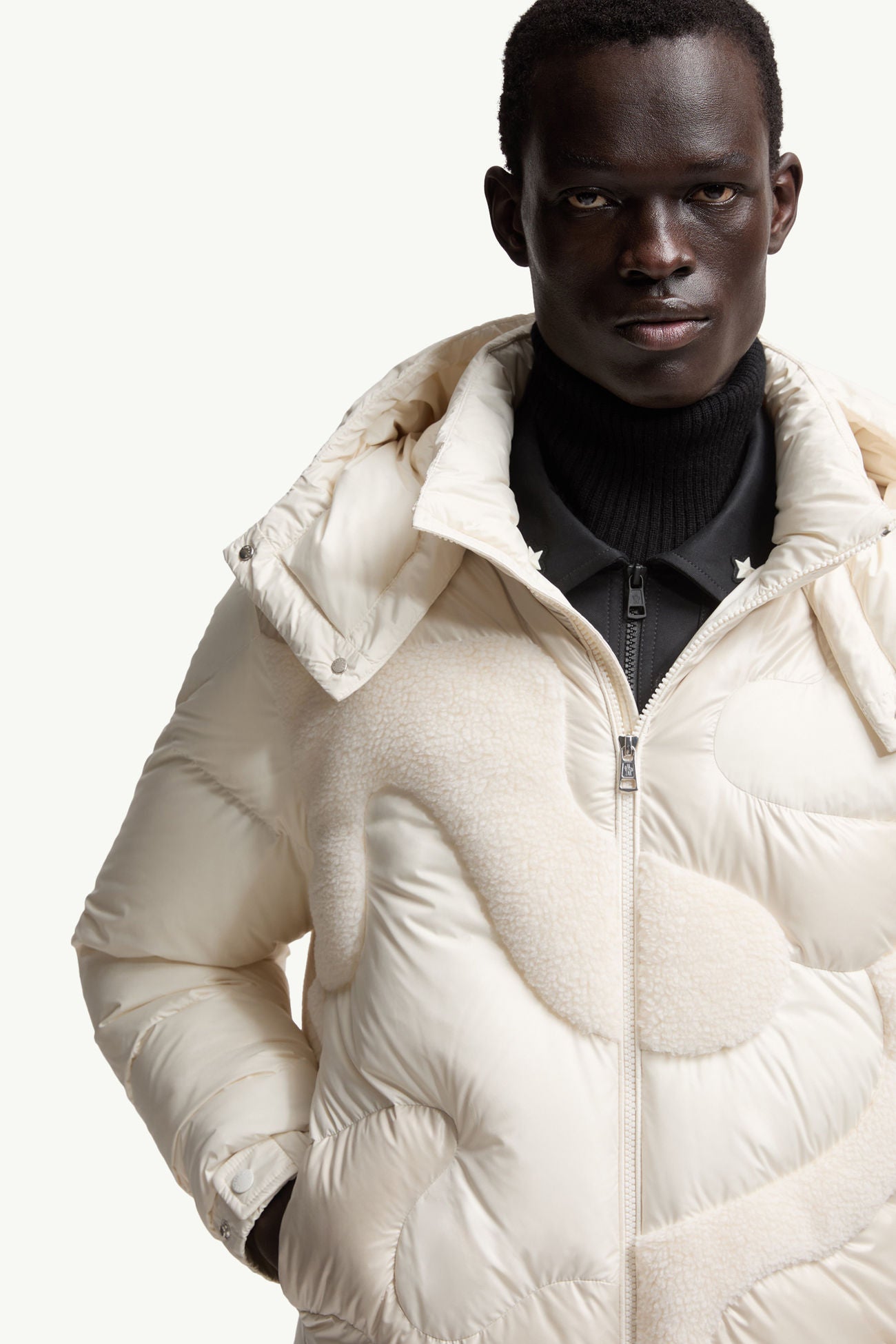 Candes Hooded Teddy Intarsia Short Down Jacket Men White Moncler