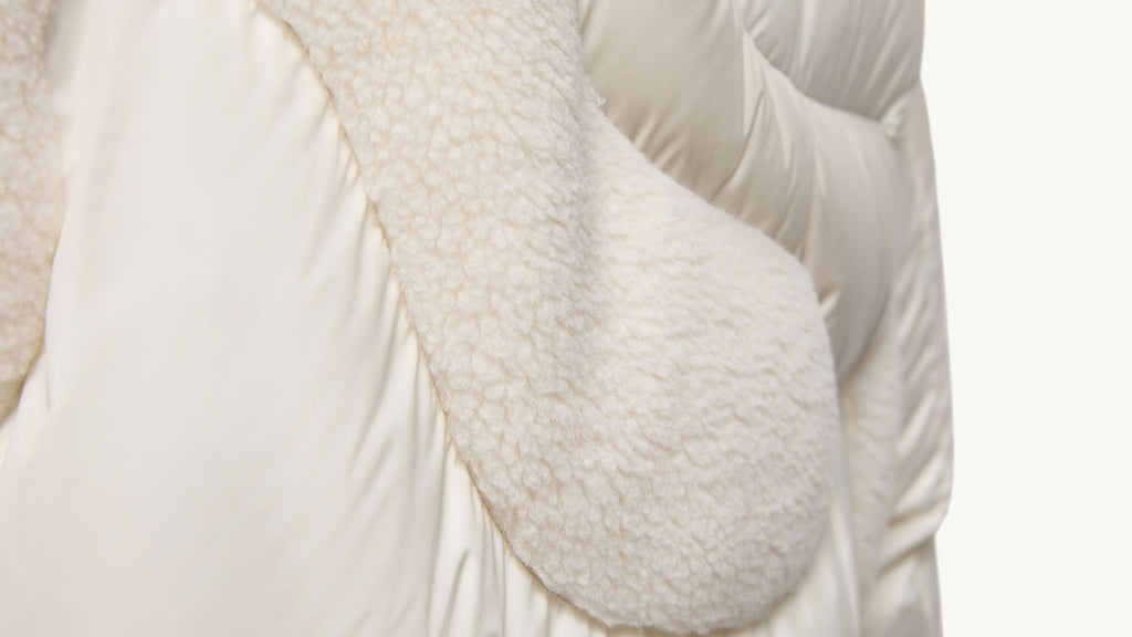 Candes Hooded Teddy Intarsia Short Down Jacket Men White Moncler